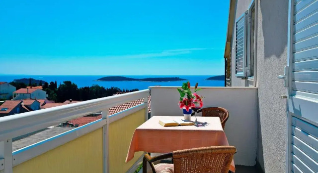 Студия с балконом Apartments Tamara