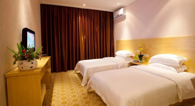 Hawks Holiday Hotel, Rezerwuj Hotel Hotele w Nanning z parkingiem, Parking