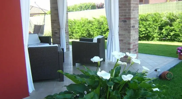 Villa Laura B&B, Book Villa Fossano Piedmont
