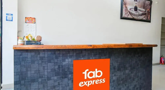 Fabexpress Olive Inn, Забронировать Отель Отели штата Махараштры с завтраком, Завтраки