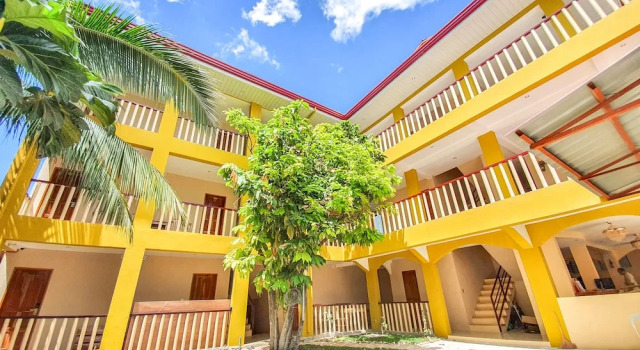 Speed 8 Inn Moalboal, Book Guesthouse Moalboal Cebu