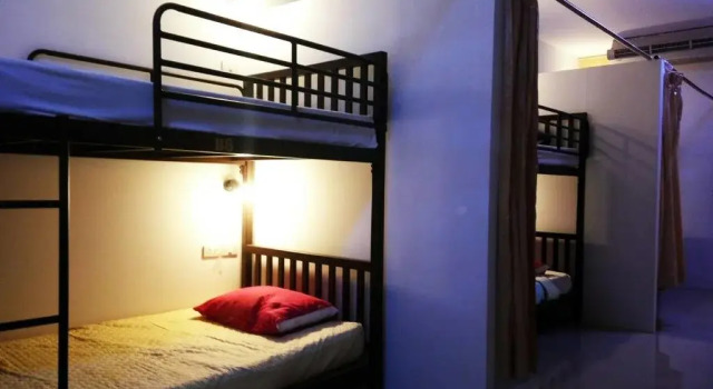 Samui Lakeside Hostel - Adults Only, Забронировать Хостел Отели Южного Таиланда с парковкой, Парковка
