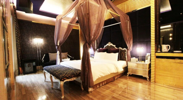 THE YORKER De'luxe Motel, Book Motel Taoyuan 