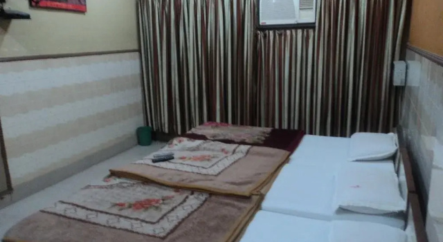 Hotel Jyoti, Забронировать Отель СПА-отели Варанаси, рядом с Jantar Mantar Mandir, SPA-услуги