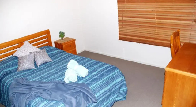 Апартаменты Цокольный этаж с 2 комнатами Amberoo Apartments Tamworth