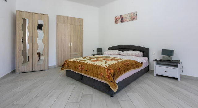 Apartment Studio, Забронировать Апартаменты/квартира Отели Приморско-Горанской жупания с парковкой, Парковка