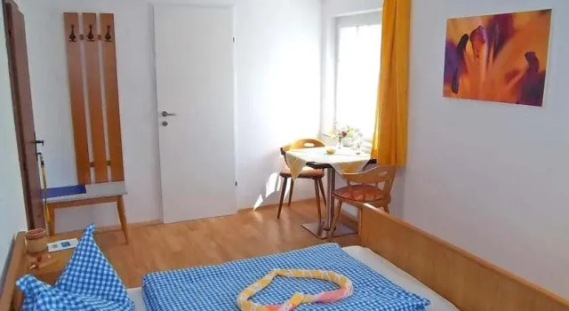 Gaeste- Und Seminhaus Horizont Pension, Prenota Hotel Innerschwand Mondseeland