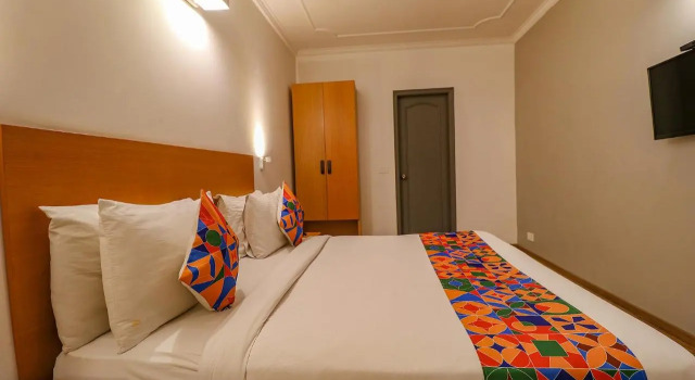 FabHotel Lord Inn, Забронировать Отель Отели Нью-Дели с завтраком, Завтраки