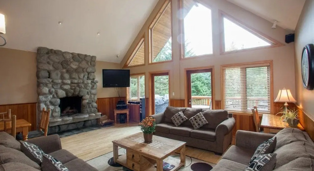 Lorimer Ridge Lodge