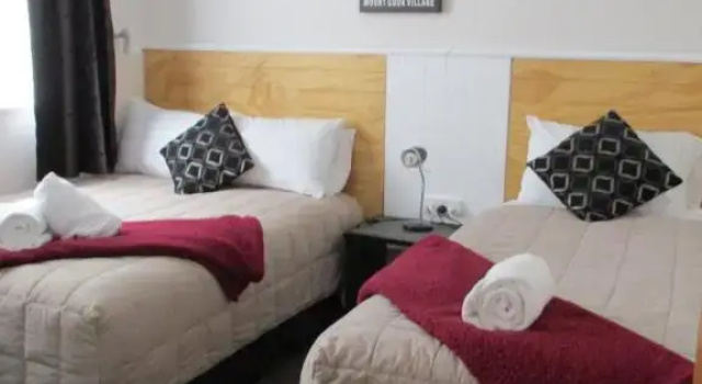 Четырёхместный номер Standard High Street Living Motel