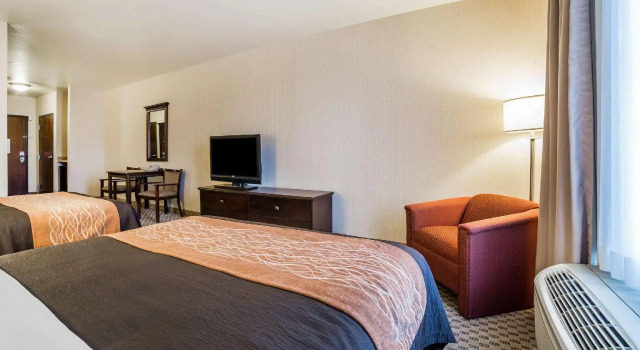 Четырёхместный люкс Comfort Inn & Suites Henderson - Las Vegas