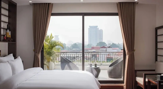 Люкс с балконом Brandi Fuji Hotel