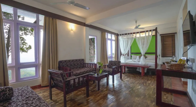 Номер Luxury с балконом Tea Valley Resort, Munnar