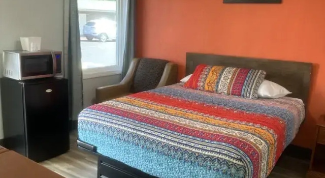 Двухместный номер Standard Whispering Pines Motel