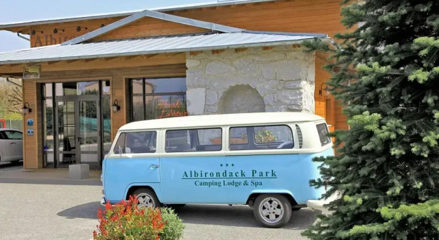 Albirondack Park Camping Lodge and Spa, Rezerwuj Pole kempingowe Albi Tarn