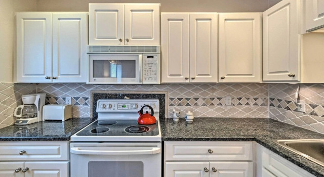 Апартаменты Updated Apartment Walking Distance to Venice Beach