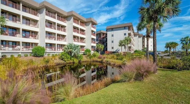 Beach & Tennis Admirals Row 226 - Two Bedroom Condo