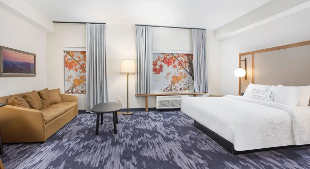 Двухместный люкс Fairfield Inn & Suites by Marriott Pigeon Forge