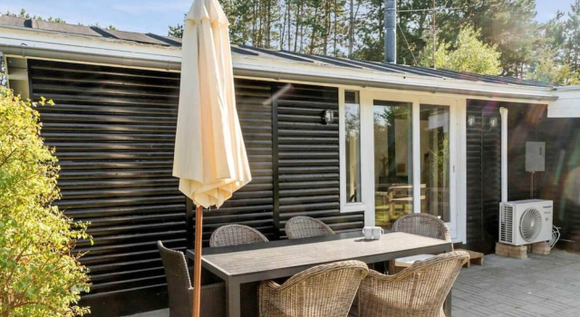 Коттедж 4 Star Holiday Home in Rodby