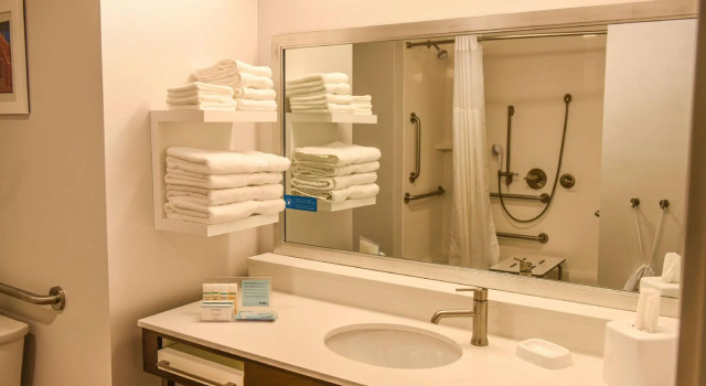 Двухместный номер Standard Hampton Inn & Suites Lenoir, NC