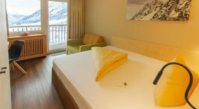 Одноместный номер Standard с балконом Wohlfühlhotel Hubertushof am Arlberg - Ski-In & Ski-Out - Sky Pool