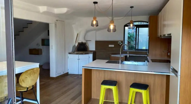 Коттедж Maison typique corse à 10 min d'Ajaccio et plages