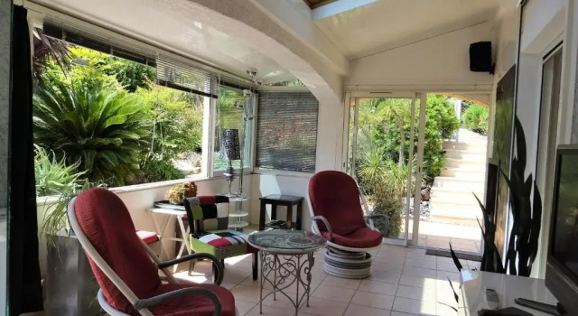 Вилла Calme et nature sur la Côte Azur, classé 4 étoiles