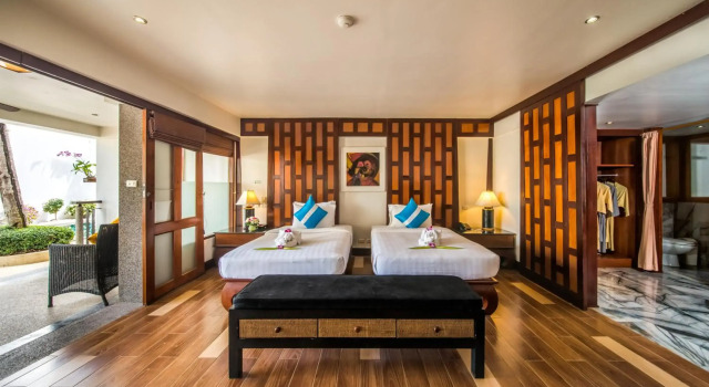 Baan Yin Dee Boutique Resort Phuket - SHA Plus, Забронировать Курортный отель Отели острова Пхукета с бассейном, Бассейн