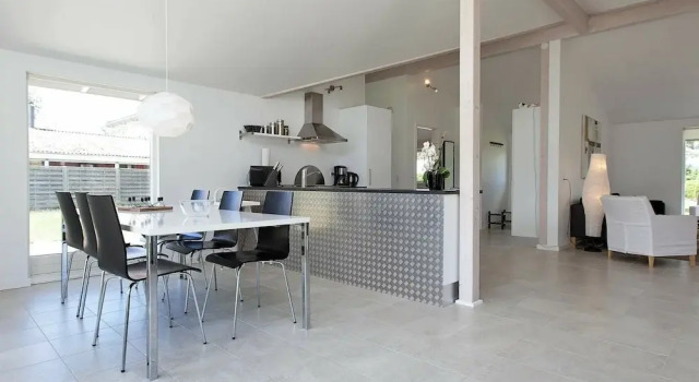 Cozy Holiday Home in Væggerløse With Private Whirlpool, Rezervovat Hotel Hotely v Falster s parkováním, Parkování