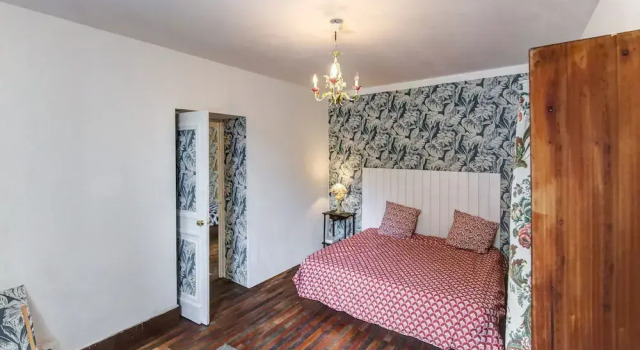 Traditional Holiday Home in Brinon sur Beuvron, Book Vacation Home Brinon-sur-Beuvron France