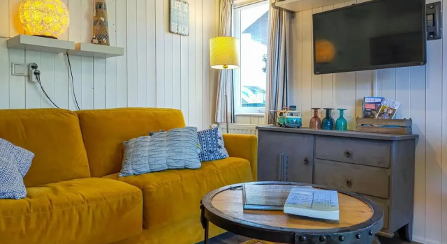 1 Bedroom Cozy Home In Breskens, Book Hotel Breskens 