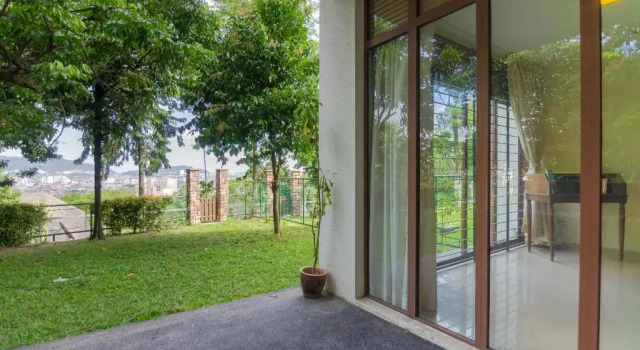 Апартаменты A Comfy & Cozy 2BR Home in Ukay Heights