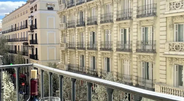 SabiaNatura - boutiqueMadrid, Забронировать Отель центр города Мадрид, рядом с Здание Compania Colonial