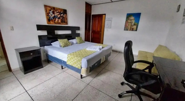 Номер Deluxe Suites & Apartments San Benito - Zona Rosa