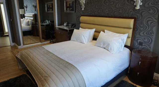 Полулюкс Halvard Hotel