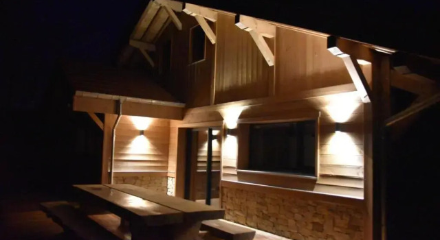 Шале TOUT NEUF - Chalet Pébie 8 à 10 pers avec sauna