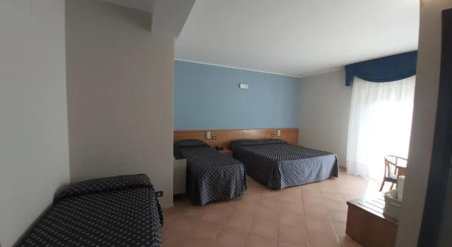 Четырёхместный номер Standard Hotel Lachea