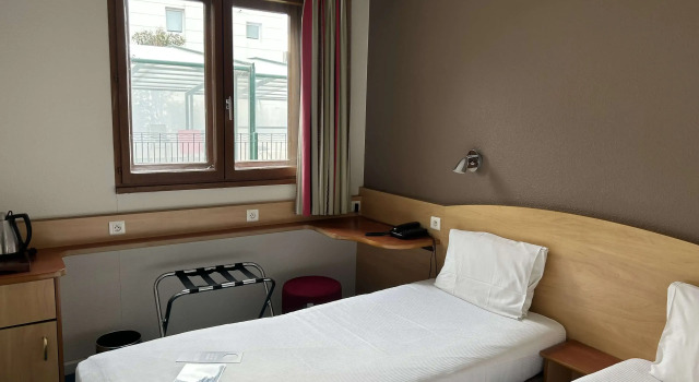Трёхместный номер Standard Kyriad Montpellier Aéroport - Parc Expo