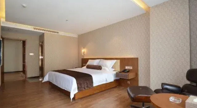 Люкс James Joyce Coffetel Hotel