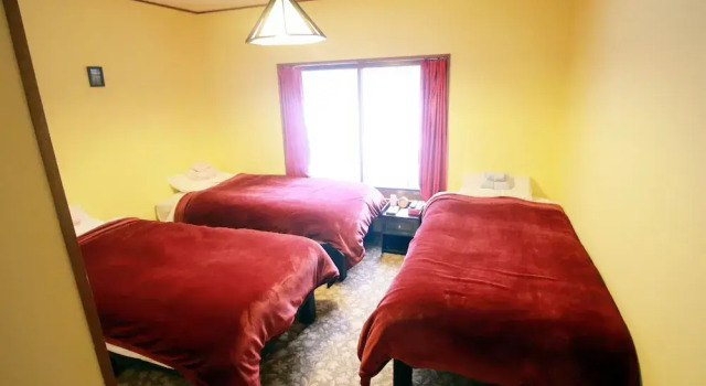 Трёхместный номер Deluxe Lodge Q