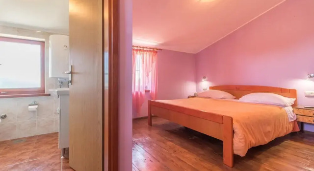 Amazing Home in Pula With Sauna, Wifi and 4 Bedrooms, Rezervovat Hotel Hotely v Pula Region s parkováním, Parkování