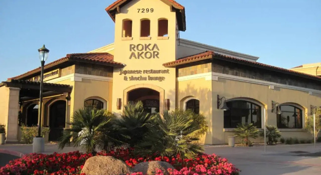 Коттедж McCormick Ranch 8-Bedroom Villa