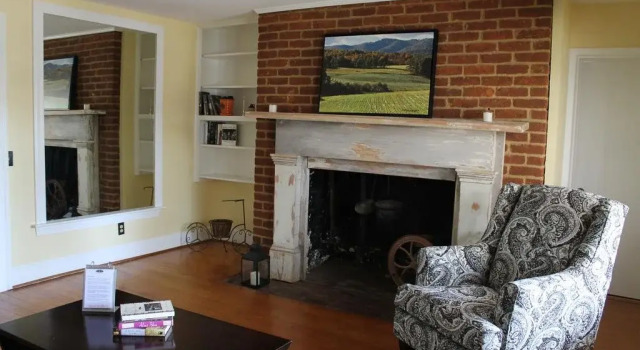 Early Inn at the Grove, Boek Hotel Hotels in Virginia met parkeren, Parkeren