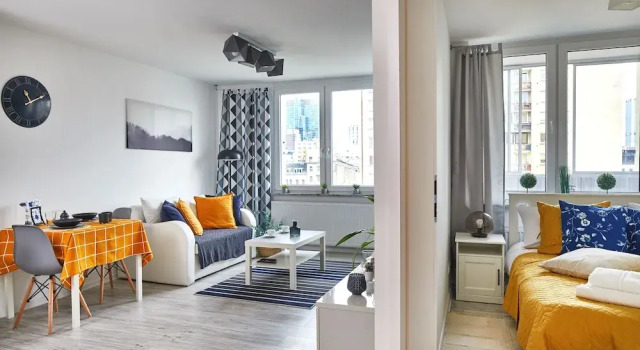 Srebrna Central Warsaw Apartment