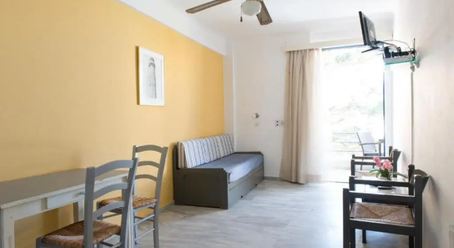 Апартаменты Emilia Hotel Apartments
