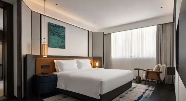 Люкс Executive Howard Johnson Garden Hotel Zhoushan