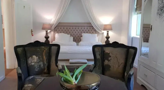 Люкс Simondiums Country Lodge