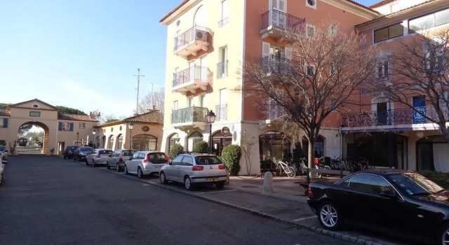 Charming apartment in Port Grimaud, Забронировать Апартаменты/квартира Апартаменты Порт-Гримо, Апартаменты/квартира
