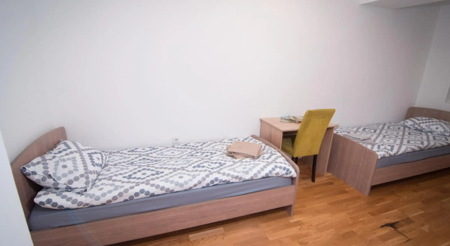 Feels like home 2, Rezerwuj Hotel Hotele w Skopje z parkingiem, Parking