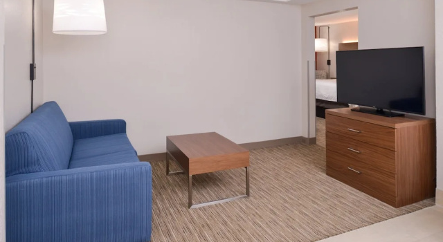 Люкс c 1 комнатой Holiday Inn Express Towson- Baltimore North by IHG